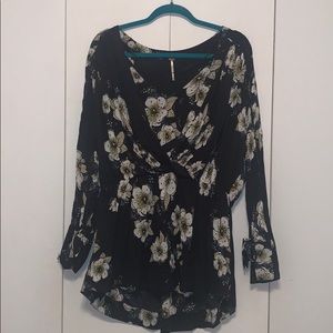 Free people v-neck blouse